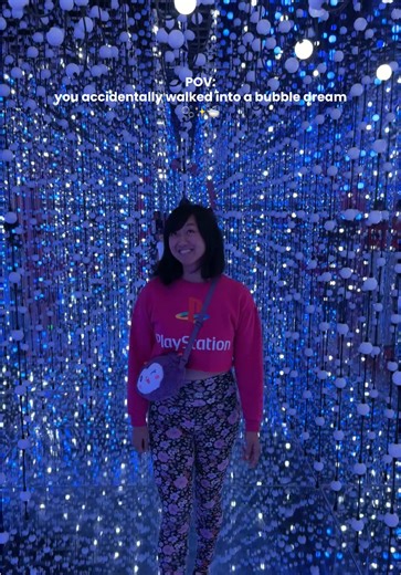 Immersive bubble experience! Lots of cool rooms and plenty of instagrammable photo ops! 🤩✨ Baby had a fun time in the ball pits and the balloon room! She also loved chasing the sea animals on the interactive floor! 🪸🪼 @Fever #fyp #bubbles #fun #photo #feverambassador