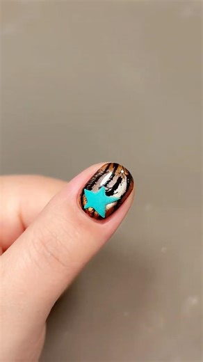 Fuzzy Faux Fur Star Nails | 3D "Textile" Trend 2026 Tutorial