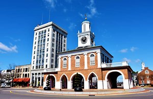 The 9 Safest Neighborhoods In Fayetteville, North Carolina
