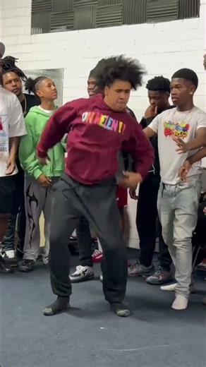 TOOK COMPLETE CONTROL OF THE ENTIRE FLOOR 🤯