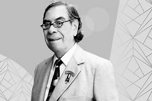 Muere Don Héctor Martínez Serrano, locutor y leyenda de la radio en México