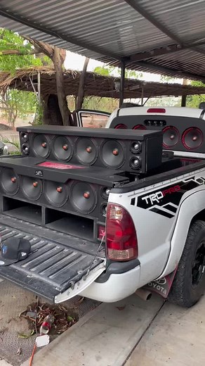 Experience the Thrilling Sound of Tacoma Car Audio