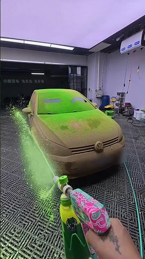 POV: Muddy to Shiny Volkswagen Transformation 😍Watch the full wash! 🔥