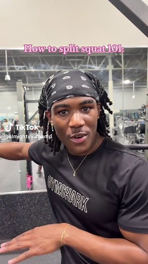 Trying to be my mom’s personal trainer 😂 #wickedmovie #glinda #workout #gym #splitsquat #fyp