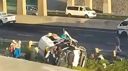 Update: N2 outbound crash at Robert Sobukwe Bridge