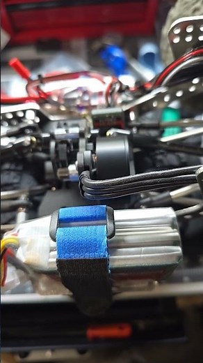 Sequre ESCape32 esc and 1800kv outrunner.