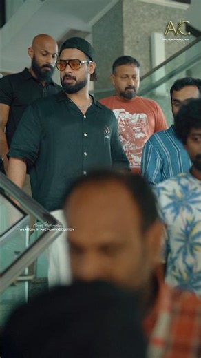 Tovino Thomas Stylish entry at Balan the boy Movie Press meet #tovinothomas