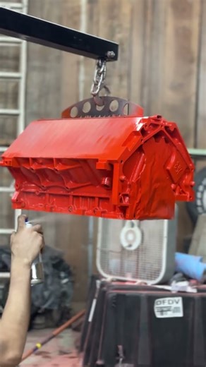 #SmallBlockChevy#SBC350#EngineBuild#EnginePaint#ChevyPower#MuscleCarLife#GarageLife#MechanicVibes