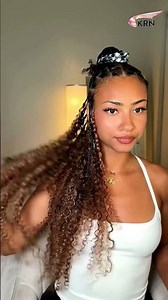 Love the look of gorgeous highlights but don't want to bleach or dye your natural hair? #CrochetHair