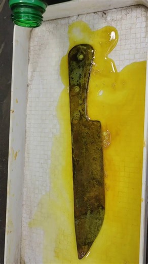 Restoring an Abandoned Rusted Knife! 😱 #Shorts #Restoration