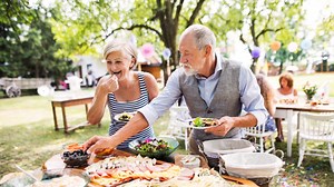 Queen of Free: How save on summer party planning