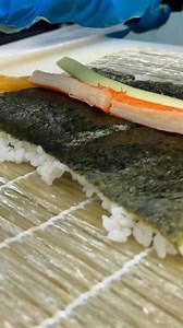 Crispy California Roll🤤🍴🍣🥢#SashimixSushiRoll #sushioverload #californiamakiupradedversion #Sashimix | SashiMix