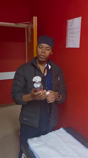 Dr. Kamo Tjelele on Instagram: "Fracture education: Cast Removal Cutter Saw 🪚🦴🩻 Disclaimer: ​"All posts and opinions are strictly my own and do not reflect the views of my employer or any affiliated health establishment. Content is for general educational purposes only and is not a substitute for professional medical advice, diagnosis, or treatment. Please consult your personal healthcare provider for specific medical concerns." #kamotjelele #orthopedic #doctorsoftiktok #