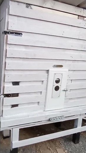 Construire un poulailler avec des palettes