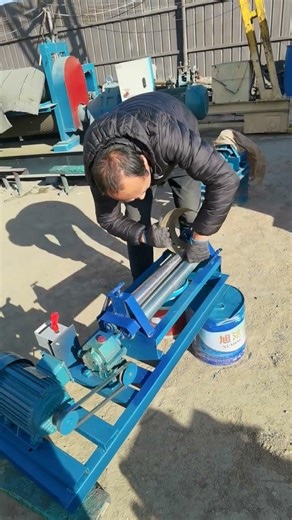 Small rolling machine, cone rolling machine: pay attention to learn more