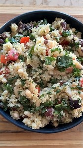 Lemon Garlic Quinoa | Plant-Based on a Budget