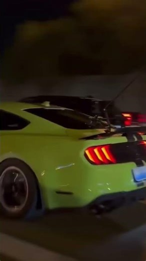 GT500 vs Trackhawk 😤 #v8power #srt #mustang #ford #dodge #racing #supercharged #fastcars #cartok