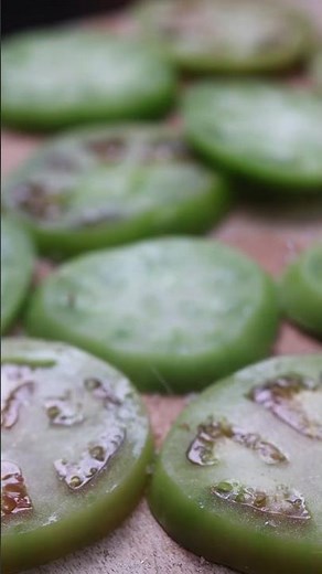 Golden Crispy Fried Green Tomatoes | Southern Comfort Food
