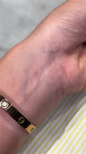 ✨✨✨ #amarabodyshimmeroil #highlighter #ftypシ