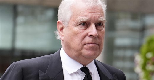 Andrew Mountbatten-Windsor arrêté et placé en garde à vue : voici ce que risque le prince déchu