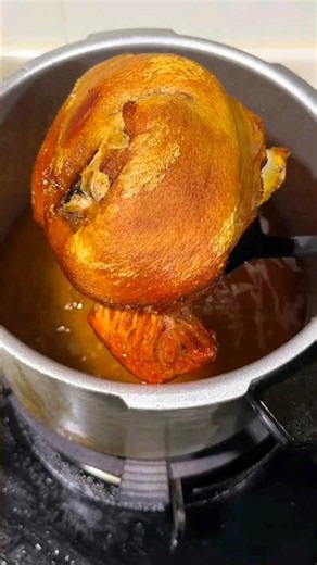 Ultimate Crispy & Tender Braised Pork Shank | Melt-in-Your-Mouth Recipe! #PressureCookerRecipes