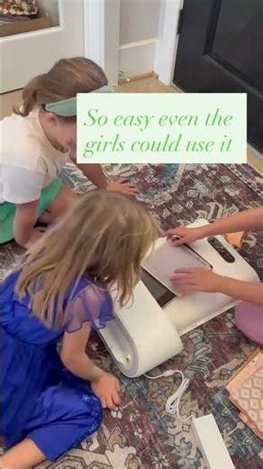 You all know how much we love an unboxing 💚✂️