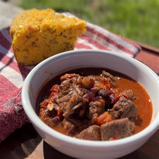 85K views · 3.3K reactions | Chili Con Carne Recipe | Cooking Chili in Elk Camp | Kent Rollins | Facebook