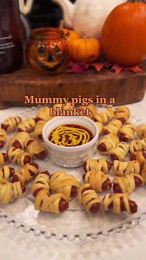 Spooky Halloween Pigs in a Blanket Recipe
