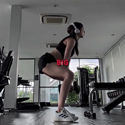 she in fact drives me crazy😩 @𝐿𝑜𝑟𝑒𝑛𝑎 𝑆𝑐ℎ ⋆｡˚ ❀ - [@ella ¨̮ @Sam @eia @eerierjk @mel 🦭 @teila 𖤝 @AIR™ @Wiktoria 🃏 @carol frfr @maya @hannah ★ @Chiara ⭐️ ] - #lenamiu #lenaschuett #lalinalena #edit #fyp