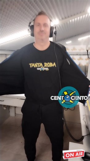 Un saluto ed una citazione al Maestro ed al suo straordinario format @alex_magni_centoxcentovod @alex_magni_centoxcento #centoxcento #centoxcento #alexmagni | Digital Planet - programma radiofonico