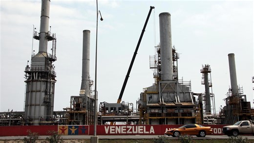 US refiners face challenges amid spike in Venezuelan oil supply