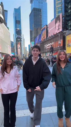 new york!!! | Clements Twins