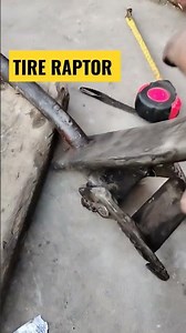 Tire bead breaker tool D.I.Y.