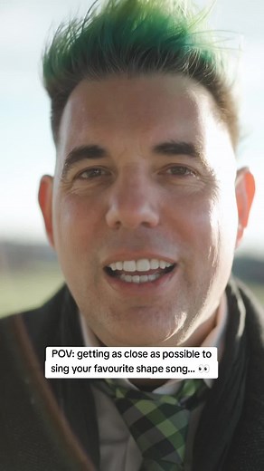 Experience the Close-up of a New Shape Song by Sean Stephens