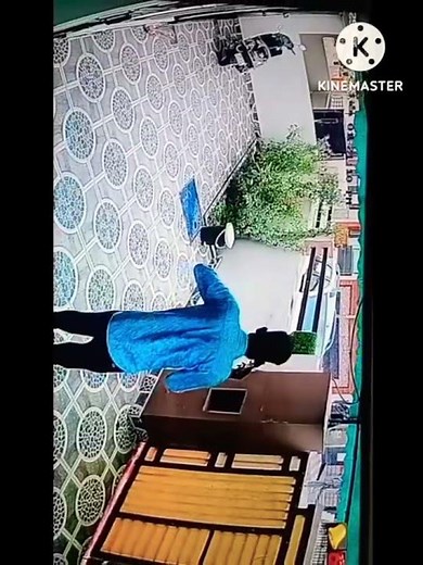 Hikvision 2mp PIR SIRAN Alarm Camera with blinking light indicator.