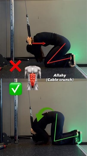 CABLE CRUNCH ❌Nie cofaj bioder ✅Zablokuj biodra i uda. Ruch wykonuj zgięciem tułowia #cablecrunch
