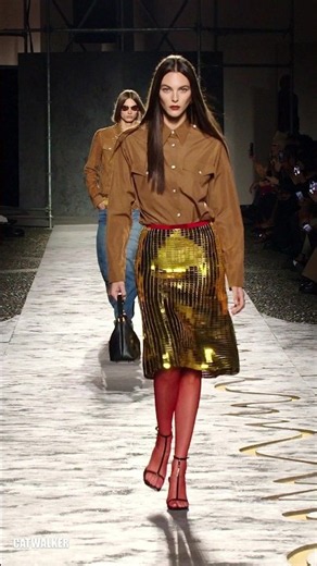 Versace SS25: Gold Dresses & Bold Prints