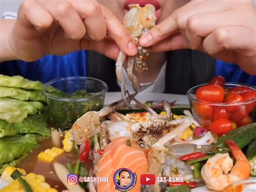 ❤️SAS❤️ on Instagram: "I call this all in one spicy seafood platter 😅. . #sasasmr #asmr #eatingsound #seafood #sogood"