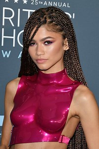 16 Pink Makeup Looks to Try For Every Skin Tone