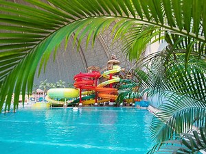 Water playground Jungle Splash | Tropical Islands Berlin