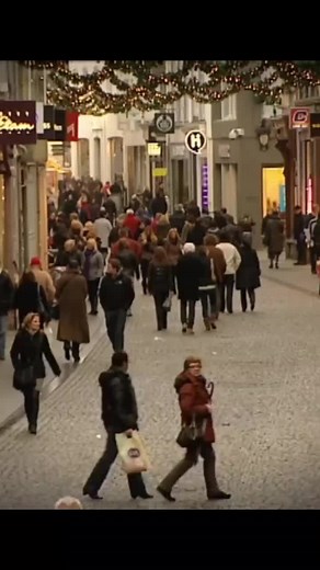 Martin Hurkens - You Raise Me Up | Heartwarming Flash Mob Performance