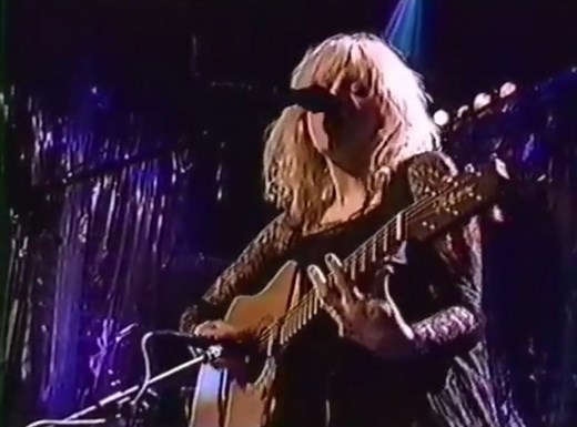 Hole Live Performance on MTV Unplugged 1995