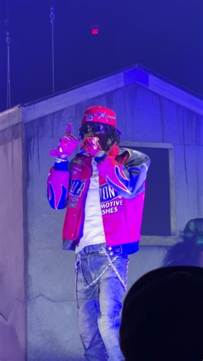 Paycom Center on Instagram: "RIGHT FOOT CREEP IN #OKC 🔥 #SOLDOUT | #405LIVE | #PaycomCenter | #masatour | #NBAYoungBoy"