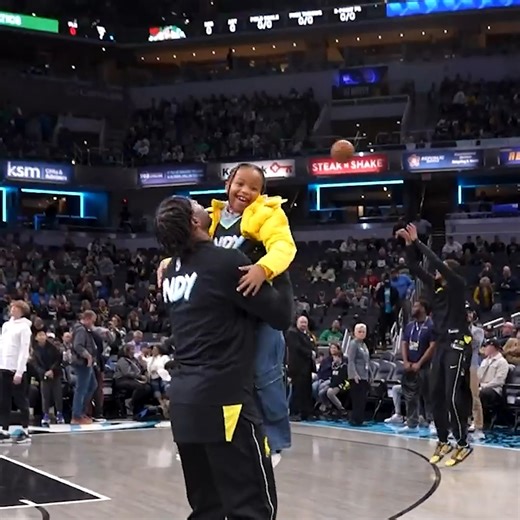 43K views · 1.8K reactions | Buddy Hield's handshake 欄 routine with his daughter is just too adorable! 殺 #BuddyHield #BoomBaby | Indiana Pacers | NBA | Facebook