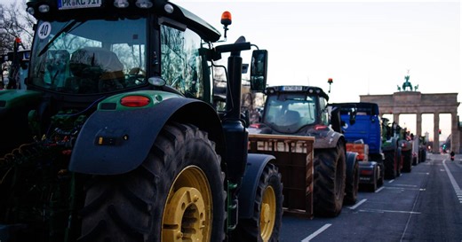 German farmers block roads nationwide as part of week-long protest