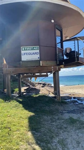 Lifeguard Maxi at Tamarama Beach, Sydney