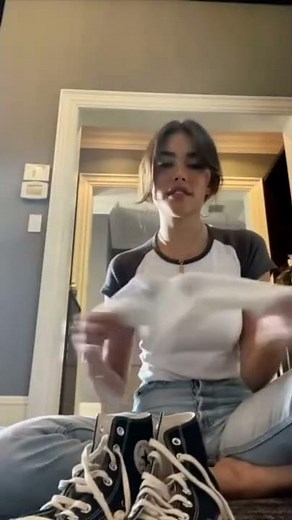 Madison Beer feet reveal 🦶 | mb.videos #memes #ishowspeed
