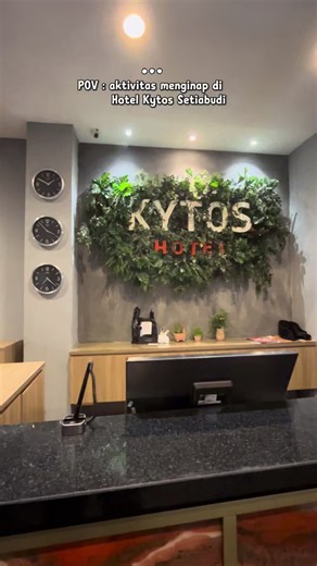 Rekomendasi Hotel di Setiabudi Bandung mulai 300 ribuan. Restaurant dan Kolam Renang air hangat di Rooftop dengan View Kota dan Pegunungan. #bosslangagustus #kytoshotel #funfamilystay #hotelmurah #hotelkidsfriendly