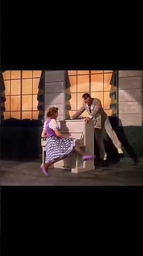 When Hollywood Royalty Shared the Screen… And Made History #dance