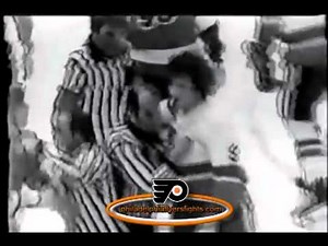 Jan 10, 1977 Andre Dupont vs Clark Gillies Philadelphia Flyers vs New York Islanders